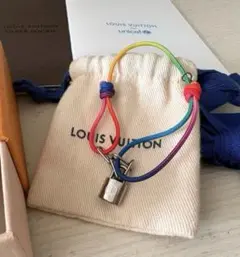LOUIS VUITTON シルバー・ロックイット レインボー ブレスレット