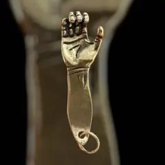 【真鍮製】ヴィンテージ風 手 ハンドモチーフ キーホルダー ブラス 経年変化
