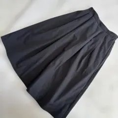 美品！黒 フレアスカート ギャザースカート　ひざ丈　シンプル　ウエストゴム