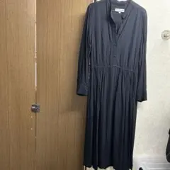 ユニクロイネスコラボワンピースダークネイビー ボタン付き