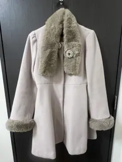 evelyn ビジュー付きファーコート ピンク Sサイズ