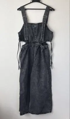 デニムオーバーオール　パンツスタイル　グレー