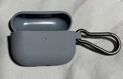 airpods第三世代用　グレー シリコン イヤホンケース カラビナ付き