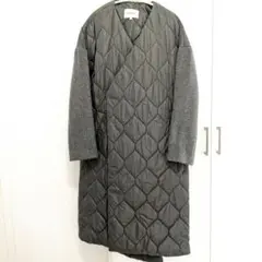 美品　エンフォルド 袖切り替え　キルティングAコート　ロング 38 カーキのサムネイル