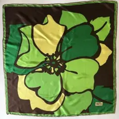 3130◆Tbisaレトロ柄シルクスカーフ★ヴィンテージ