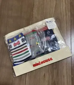 新品Miki House 車両柄 靴下 3足セット 13-15cm