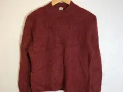 ハイネックニットセーター