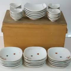 伊万里焼　有田焼　刺身皿　醤油皿　40枚　木箱