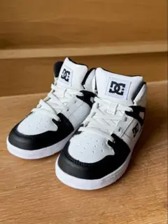 【新品】DC SHOES ハイカットスニーカー ホワイト ブラック (16cm)のサムネイル
