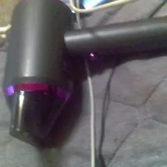 コンパクトヘアドライヤー 黒と紫