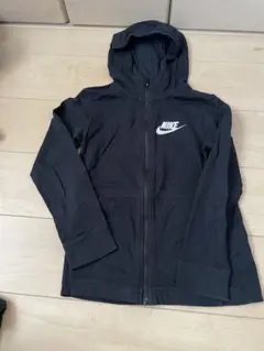 NIKE フード付きパーカー S 黒