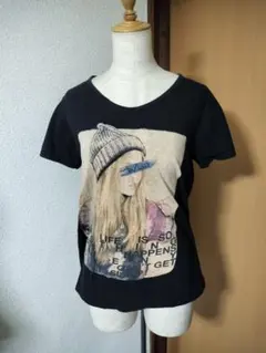 おしゃれ　クローズアップ　グラフィックプリント 半袖Tシャツ 黒のサムネイル