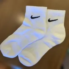 NIKE ソックス ホワイト アンクル丈　23センチ〜のサムネイル