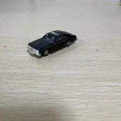 トミカ　スカイライン　2000 ターボ　gt-es b100のサムネイル