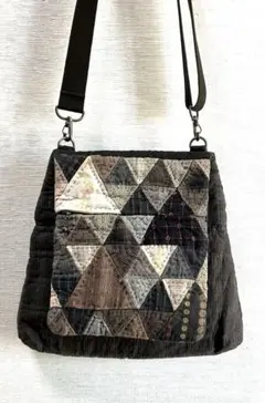 パッチワークポシェット