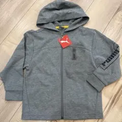 新品未使用 タグ付き PUMA キッズ パーカー 130サイズ グレー