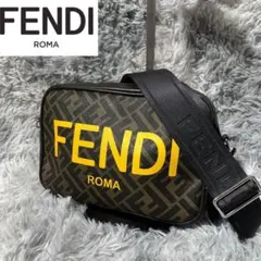 [大人気]　フェンディ　Fendi　ショルダーバッグ　カメラバッグ　FF柄　総柄