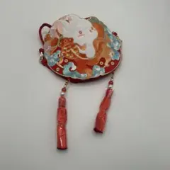 中国刺繍 クロスボディバッグ うさぎ 赤