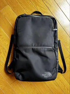 THE NORTH FACE ノースフェイス　 シャトルデイパック　スリム