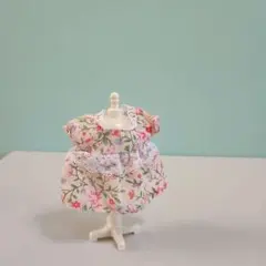 ピンク　お母さん用　着せ替え服　お洋服ワンピースドレスシルバニアファミリー当時物