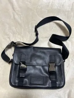 COACH ショルダーバッグ ブラック レザー