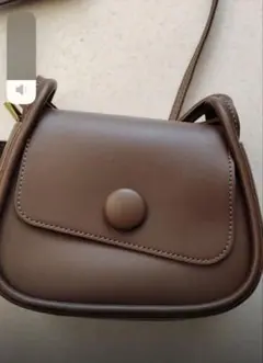 ブラウン ショルダーバッグ