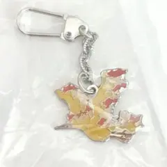 ポケモン ファイヤー キーホルダー　レトロ メタルチャーム