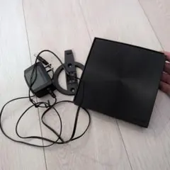 IODATA 無線LANルーター 本体と付属品