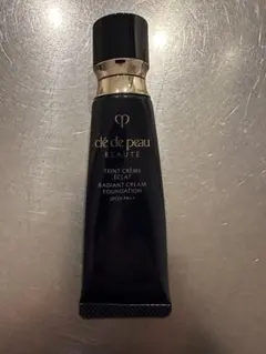 クレ・ド・ポー ボーテ タンクレームエクラn ピンクオークル10