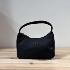 美品　PRADA プラダ　三角ロゴ　ナイロン　アクセサリーポーチ　ハンドバッグ
