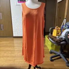 TOKUKO 1er VOLオレンジ ノースリーブ チュニック フリル裾のサムネイル