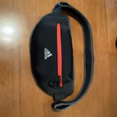 adidas ウエストポーチ