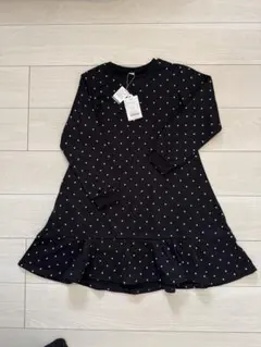 黒の水玉模様 長袖ワンピース 140サイズ