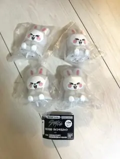 リービット 4匹セット スキズ リノ ライトマスコット ガチャ skzoo