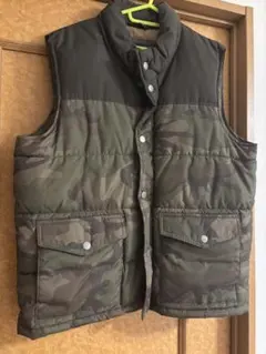 OLD NAVY 迷彩ダウンベスト Lサイズ　美品　ミニタリー
