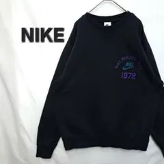 【美品】NIKE　両面ロゴ　刺繍　V　ワンポイントロゴ　ナイキ