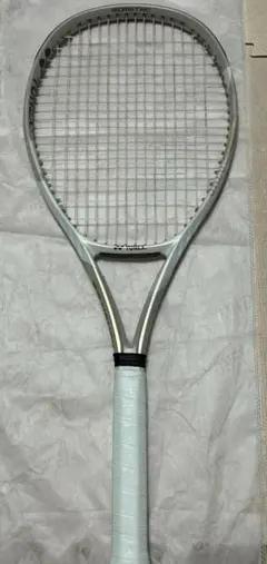 YONEX V CORE 100 サンドベージュ 新品未使用品 メーカー保証書付 楽天市場】ヨネックス YONEX 硬式テニス ラケット Vコア 100