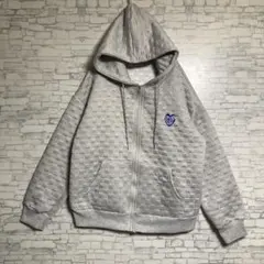 グレー キルティングパーカー ハートロゴ刺繍　ユニセックス　XXL 美品のサムネイル