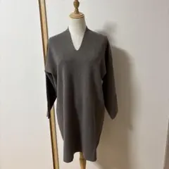 グレー Vネック 長袖セーター