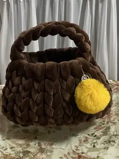 マンドゥバック　ブラウン編み込みハンドバッグ