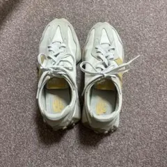 New Balance スニーカー ホワイト ベージュ25cmのサムネイル