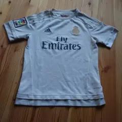 子ども用　サッカーシャツ　adidas Real Madrid ホワイトシャツ