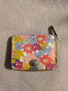 COACH 花柄 二つ折り財布