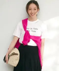 23区【新品タグ付き、洗える】カラーロゴ Tシャツホワイト系38