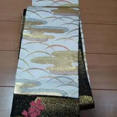 ☆期間限定お値下☆大正ロマン レトロ 半幅帯 黒地 桜 金彩のサムネイル