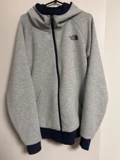 THE NORTH FACE リバーシブルパーカー