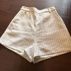 リゼクシー　ショートパンツ　ホワイト　ストライプ