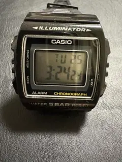 CASIO ILLUMINATOR デジタル腕時計