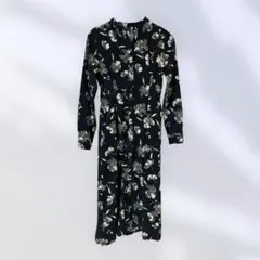 AZUL BY MOUSSY ベルベットフラワーロングワンピース Sのサムネイル