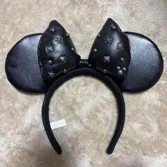 スタッズ付きブラック　カチューシャ　ディズニー　ミニー